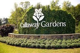 Is callaway gardens pet friendly