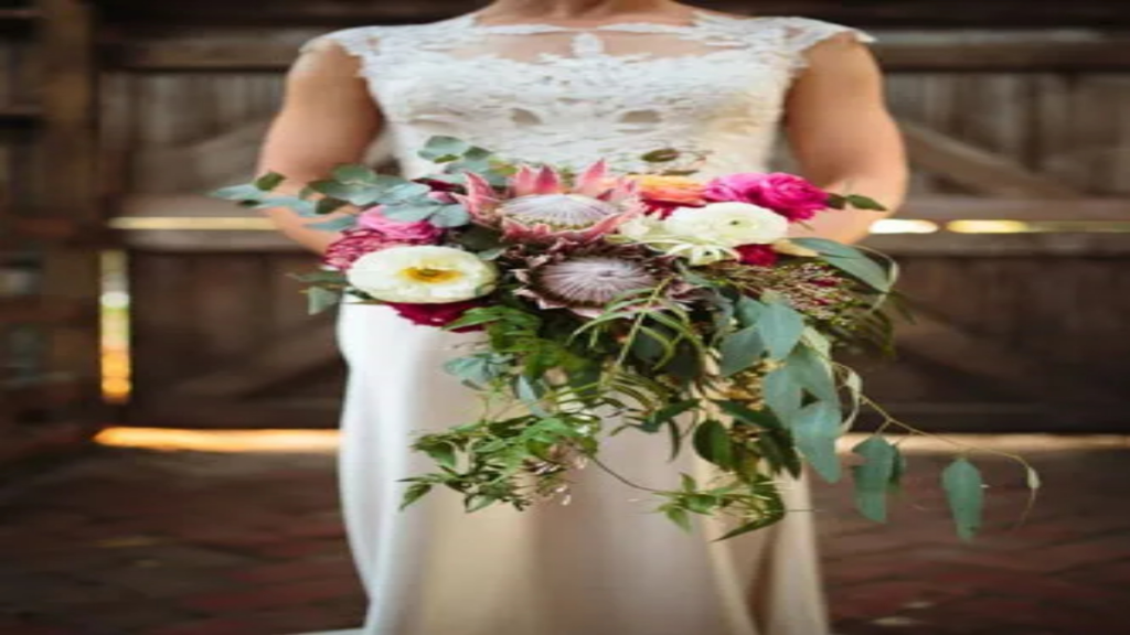 What is a bridal cascading bouquet?